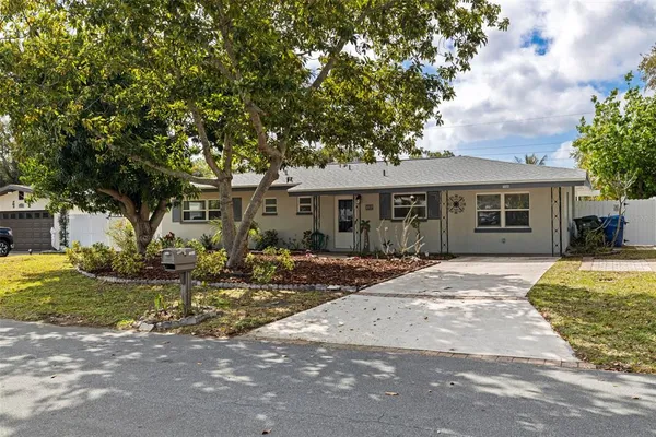 $5,900 | 13584 Twig Terrace, Largo, FL 33774
