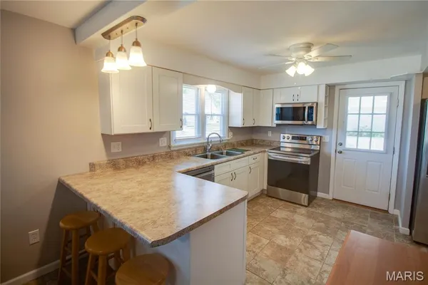 $1,200 | 314 East Pearl Street, Jerseyville, IL 62052