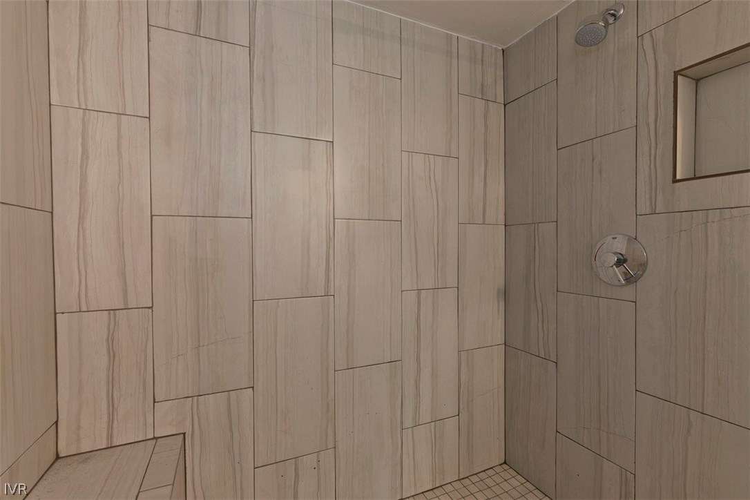 333 Ski Way, Unit 281 Incline Village, NV 89451 - Photo 18 of 35 a bathroom with a shower