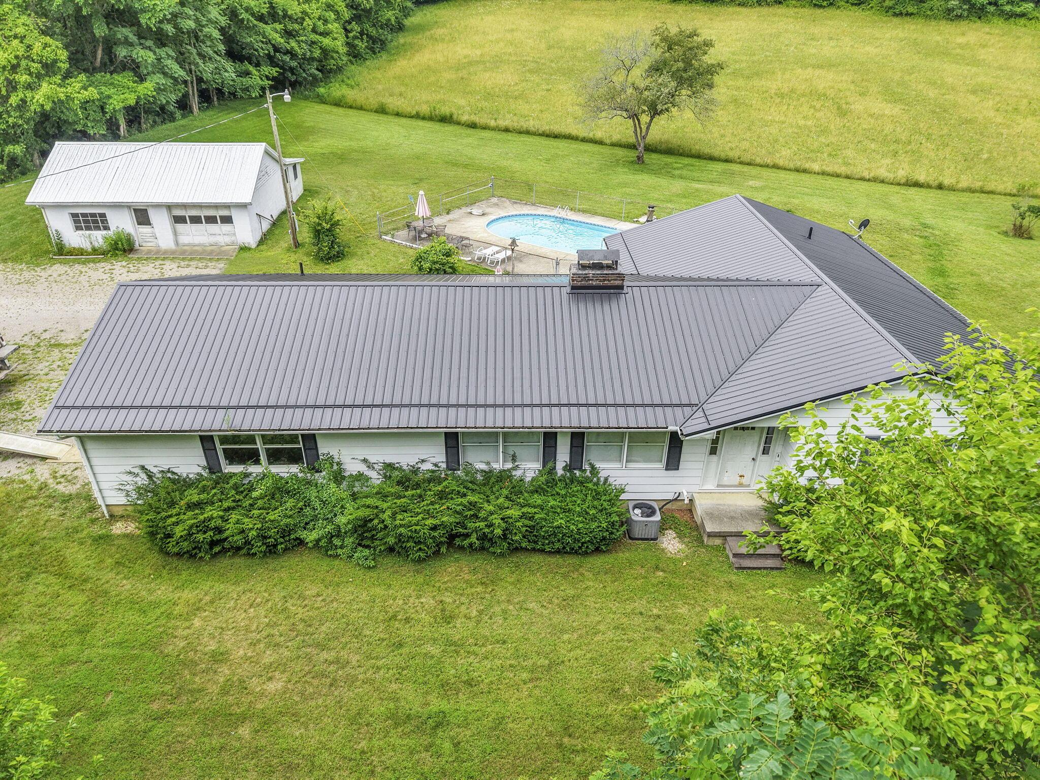 1737 Bull Creek Road Laurelville, OH 43135 - Photo 3 of 46 3BC
