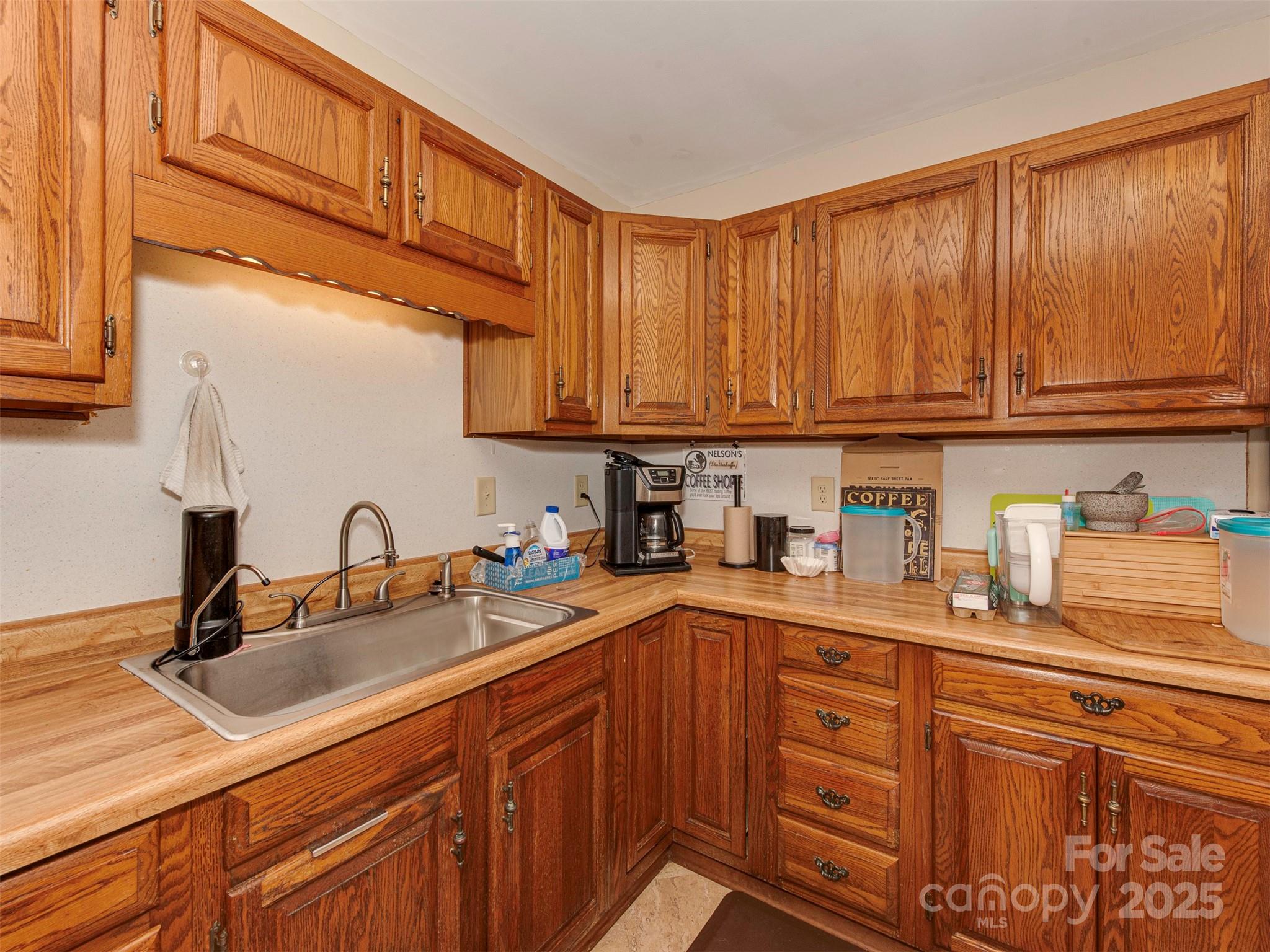 102 West Shenandoah Road West End, NC 27376 - Photo 13 of 48 Gallery Image 13