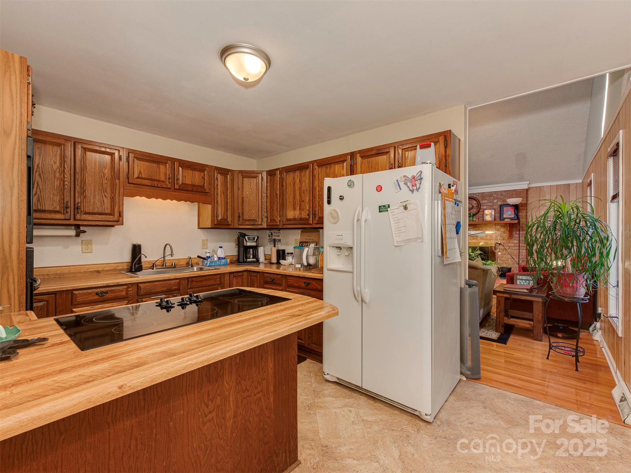 102 West Shenandoah Road West End, NC 27376 - Photo 10 of 48 Gallery Image 10