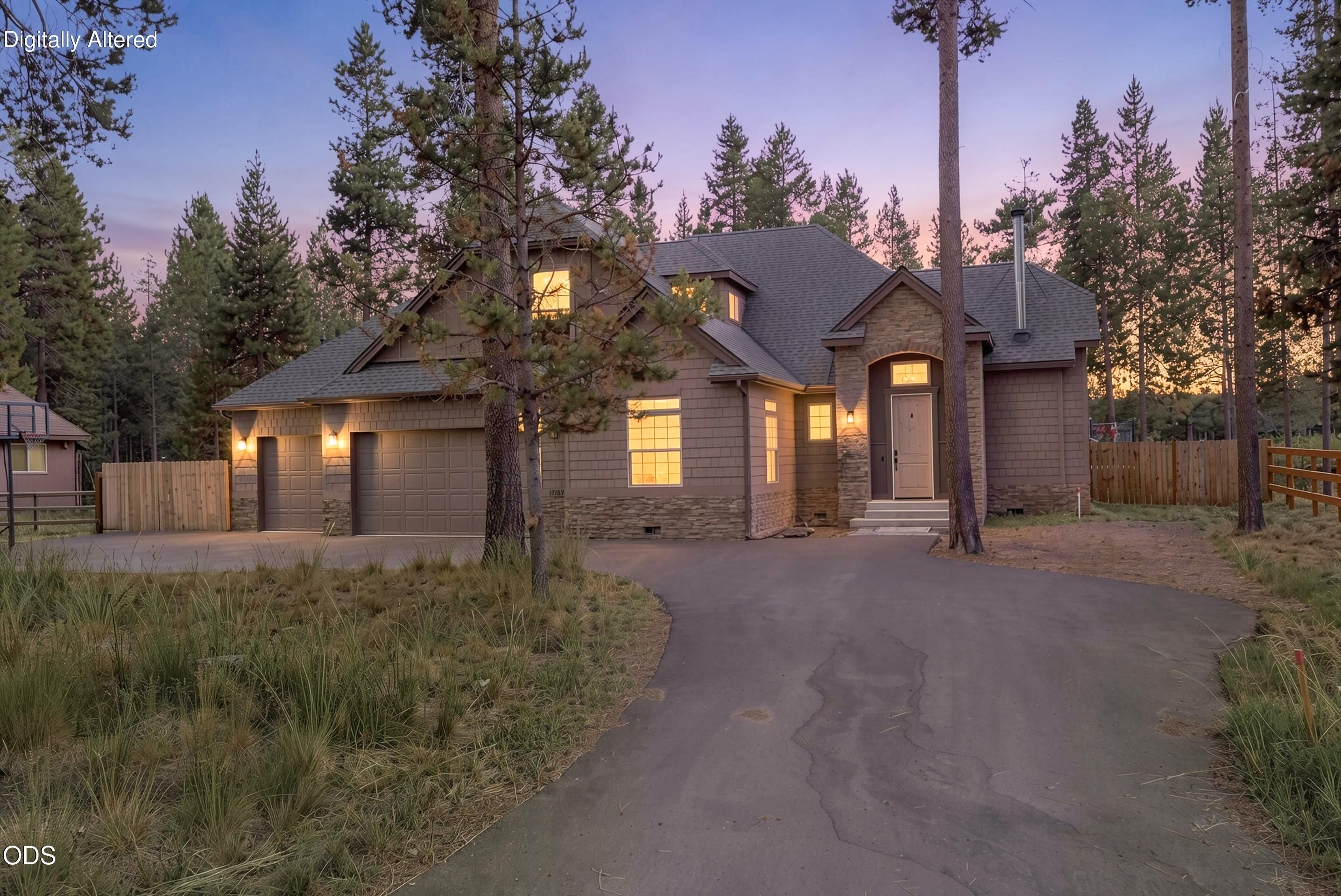 17169 Kingsburg Road Bend, OR 97707 - Photo 2 of 77
