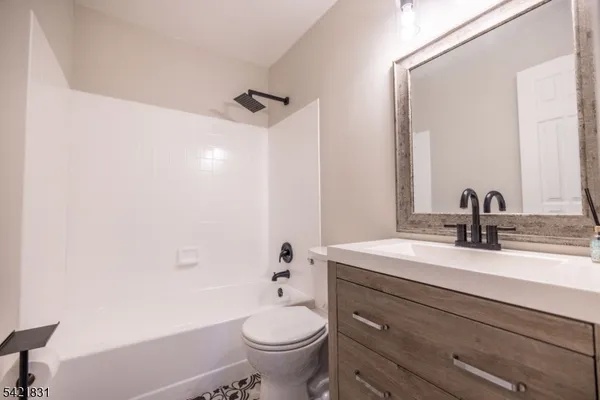 $475,000 | 25 Bloomingdale Drive, Unit 2C, Hillsborough, NJ 08844