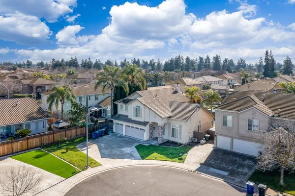 $634,800 | 2800 Olympus Court, Modesto, CA 95356