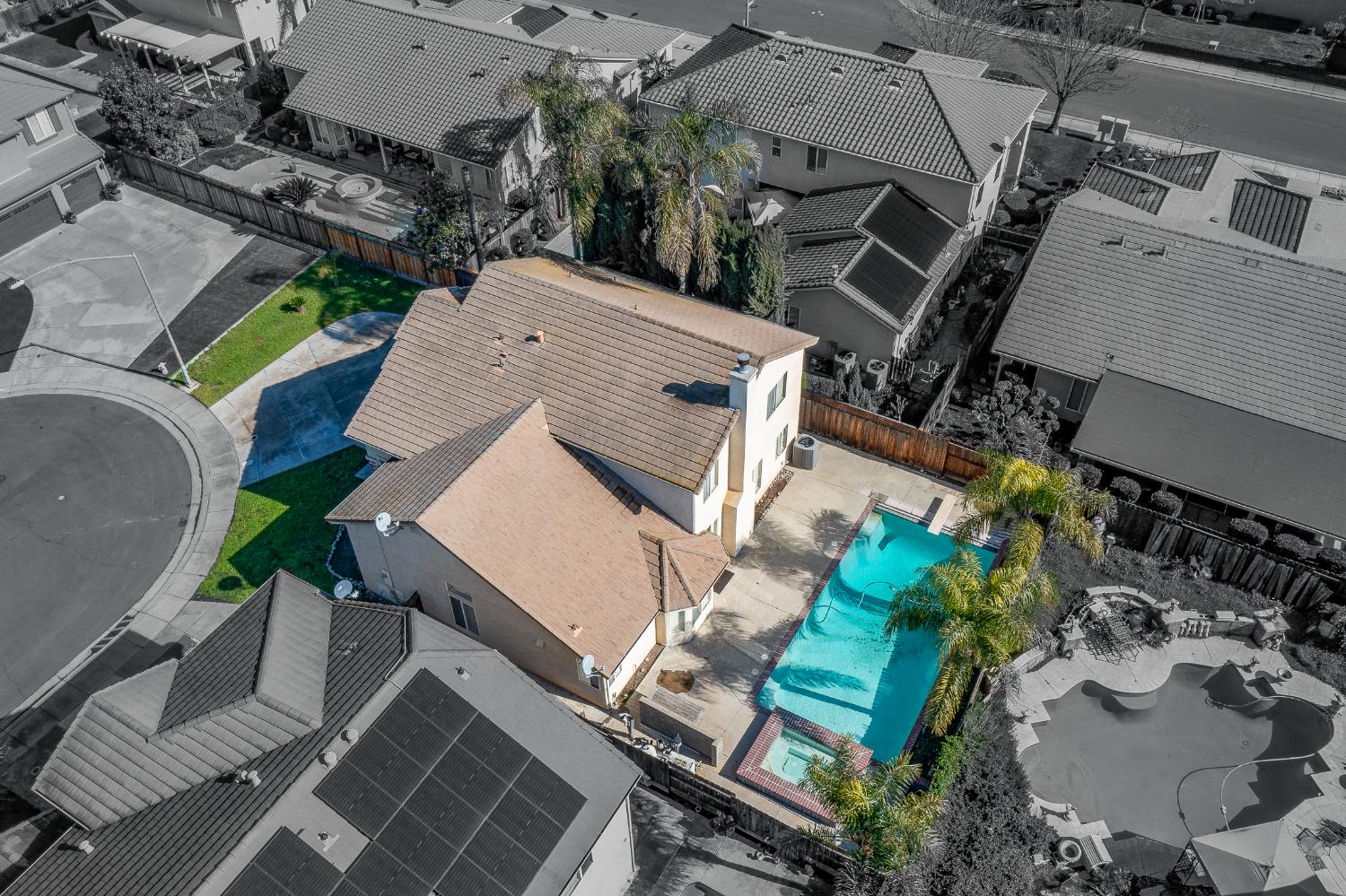 2800 Olympus Court Modesto, CA 95356 - Photo 55 of 56 an aerial view of a house with a garden