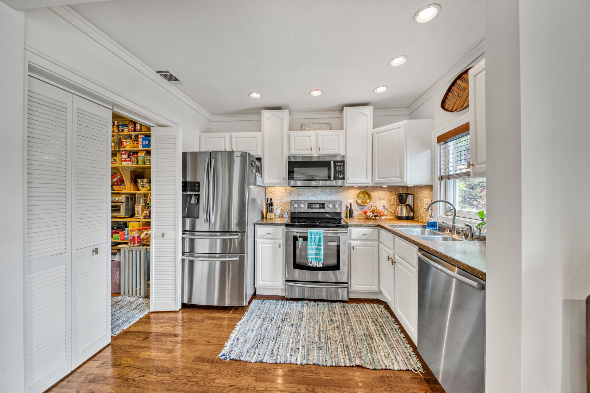 321 West Hewett Road Santa Rosa Beach, FL 32459 - Photo 10 of 32 Kitchen