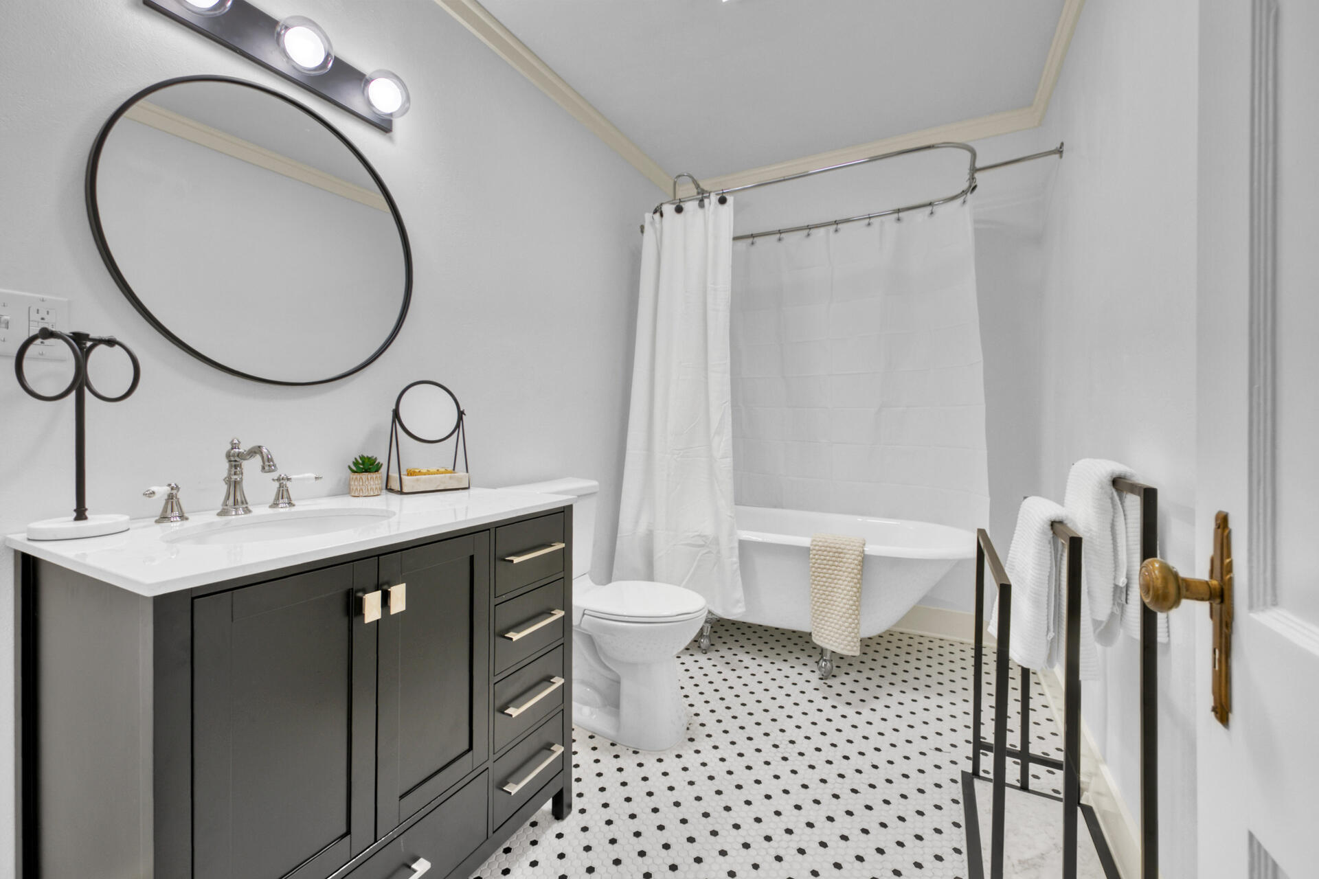 321 West Hewett Road Santa Rosa Beach, FL 32459 - Photo 12 of 32 Newly Constructed Full Bath
