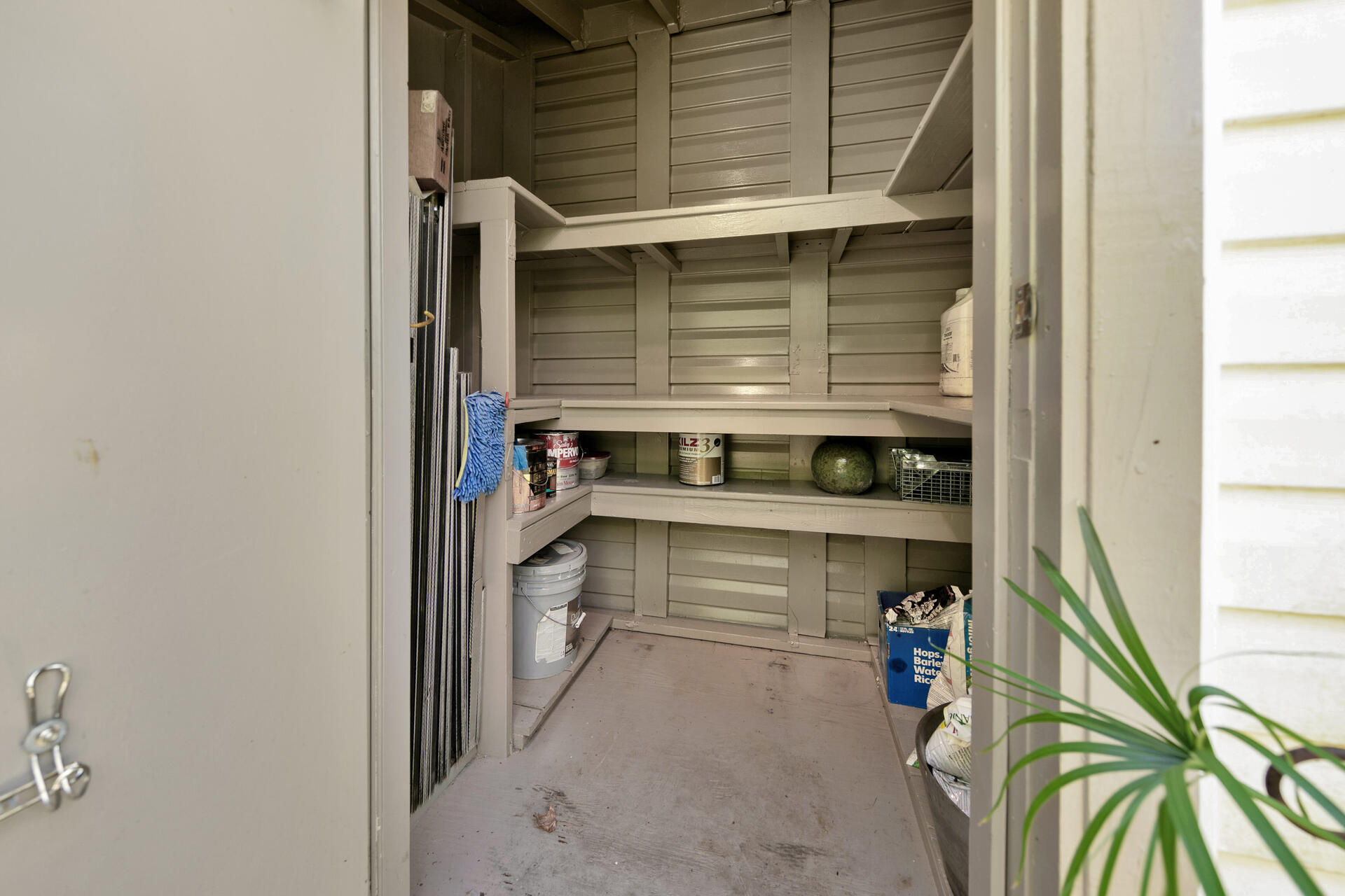 321 West Hewett Road Santa Rosa Beach, FL 32459 - Photo 30 of 32 Outdoor Storage