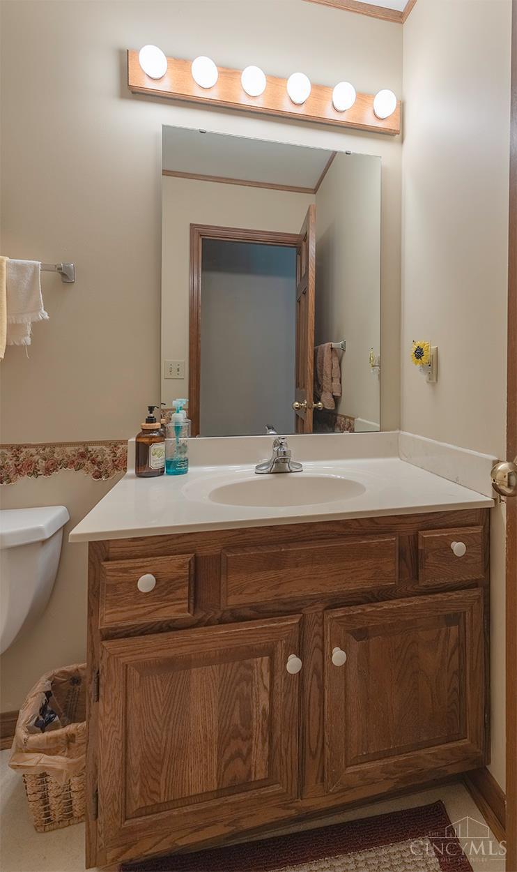 10960 Gosling Road Cincinnati, OH 45252 - Photo 11 of 37