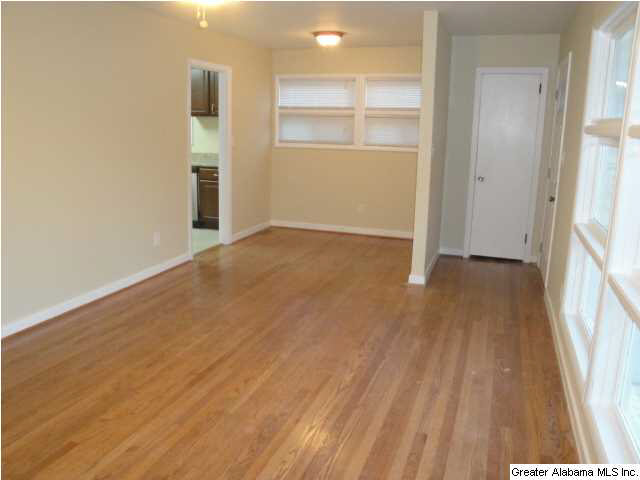 324 Alpine Street Birmingham, AL 35210 - Photo 2 of 19