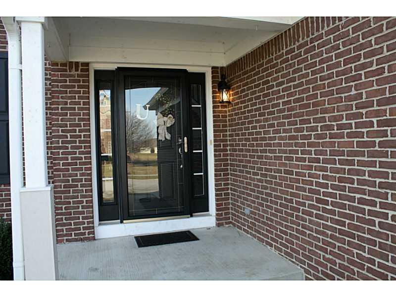 5679 Yorktown Road Plainfield, IN 46168 - Photo 2 of 23 Gallery Image 2