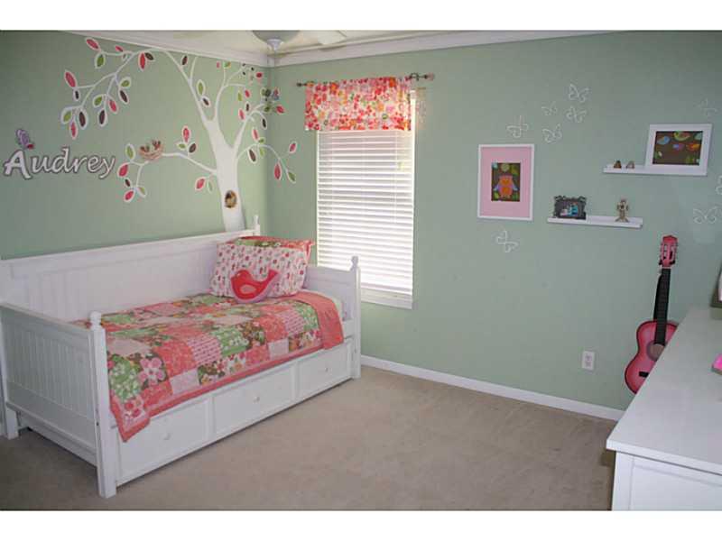 5679 Yorktown Road Plainfield, IN 46168 - Photo 16 of 23 Gallery Image 16