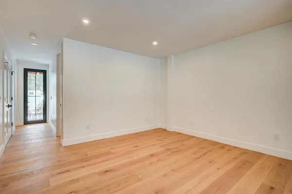 $1,995,000 | 3 Black Diamond Road, North Conway, NH 03860