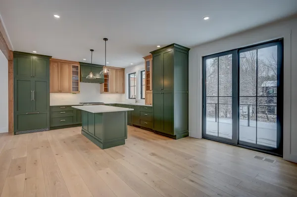 $1,995,000 | 3 Black Diamond Road, North Conway, NH 03860