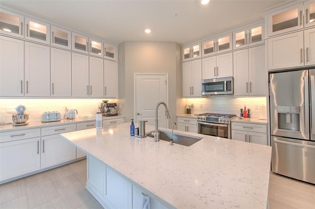 5351 Bridge Street, Unit 64 Tampa, FL 33611 - Photo 20 of 68