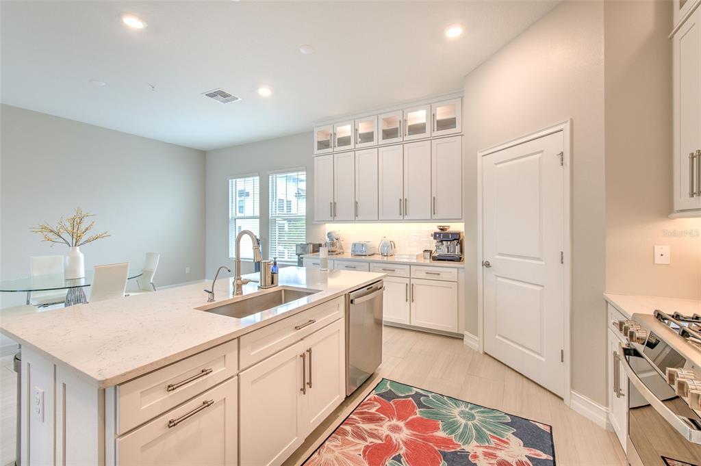 5351 Bridge Street, Unit 64 Tampa, FL 33611 - Photo 23 of 68