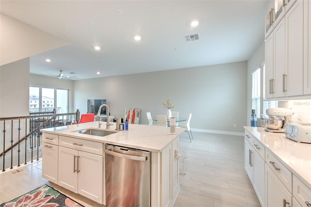 5351 Bridge Street, Unit 64 Tampa, FL 33611 - Photo 24 of 68