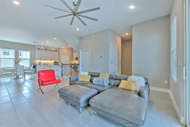 $7,000 | 5351 Bridge Street, Unit 64, Tampa, FL 33611