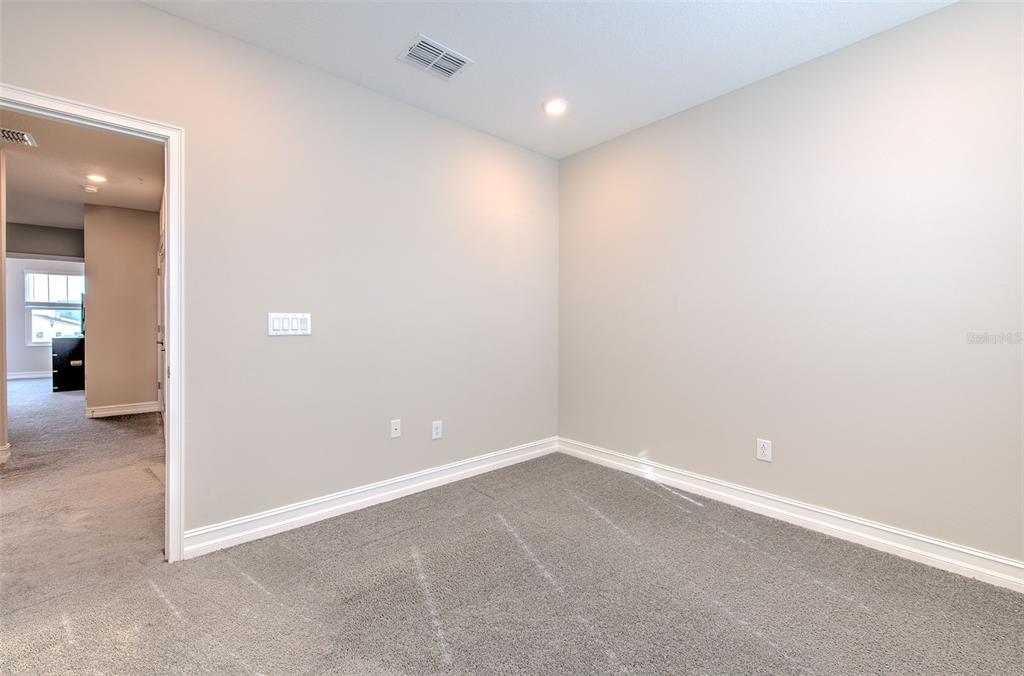 5351 Bridge Street, Unit 64 Tampa, FL 33611 - Photo 37 of 68