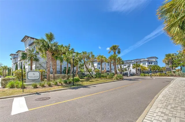 $7,000 | 5351 Bridge Street, Unit 64, Tampa, FL 33611