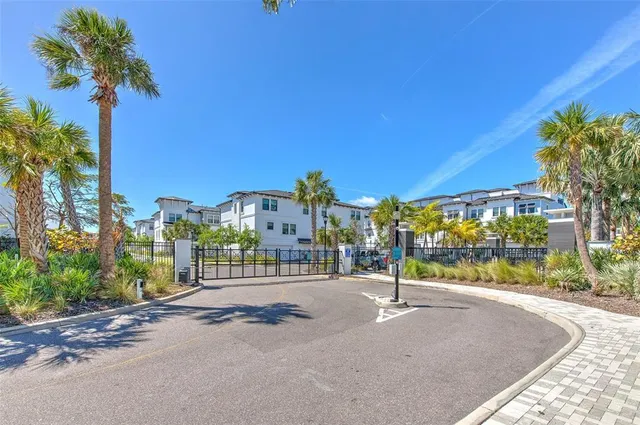 $7,000 | 5351 Bridge Street, Unit 64, Tampa, FL 33611