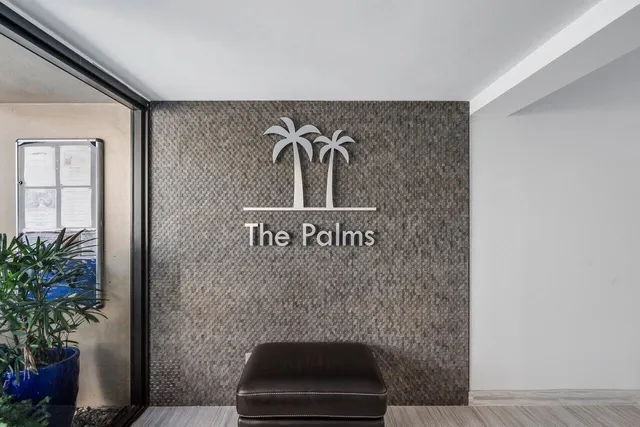 $279,000 | 2420 DC Country Club Boulevard, Unit 205D, Deerfield Beach, FL 33442