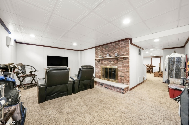 24 West Sunset Road Pequannock, NJ 07444 - Photo 36 of 47 Gallery Image 36