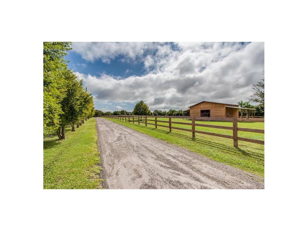 9430 Fleming Grant Road Micco, FL 32976 - Photo 3 of 36 Gallery Image 3