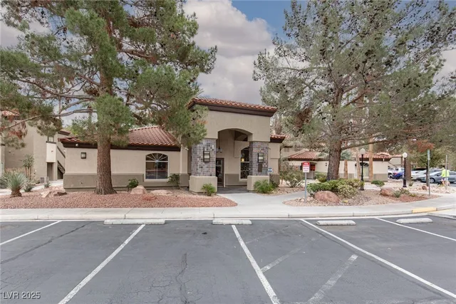 $1,300 | 9000 South Las Vegas Boulevard, Unit 1264, Las Vegas, NV 89123