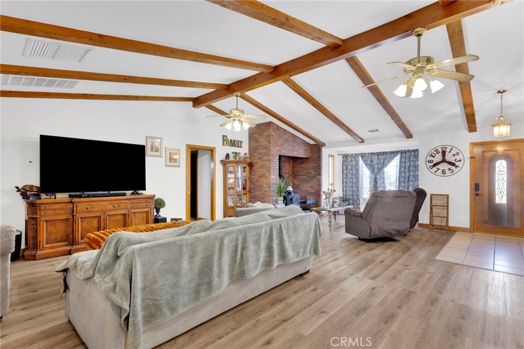 10276 Aster Road Oak Hills, CA 92344 - Photo 12 of 67
