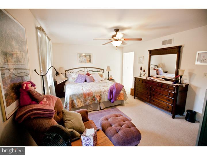 649 Renz Street Philadelphia, PA 19128 - Photo 16 of 25 Master Bedroom