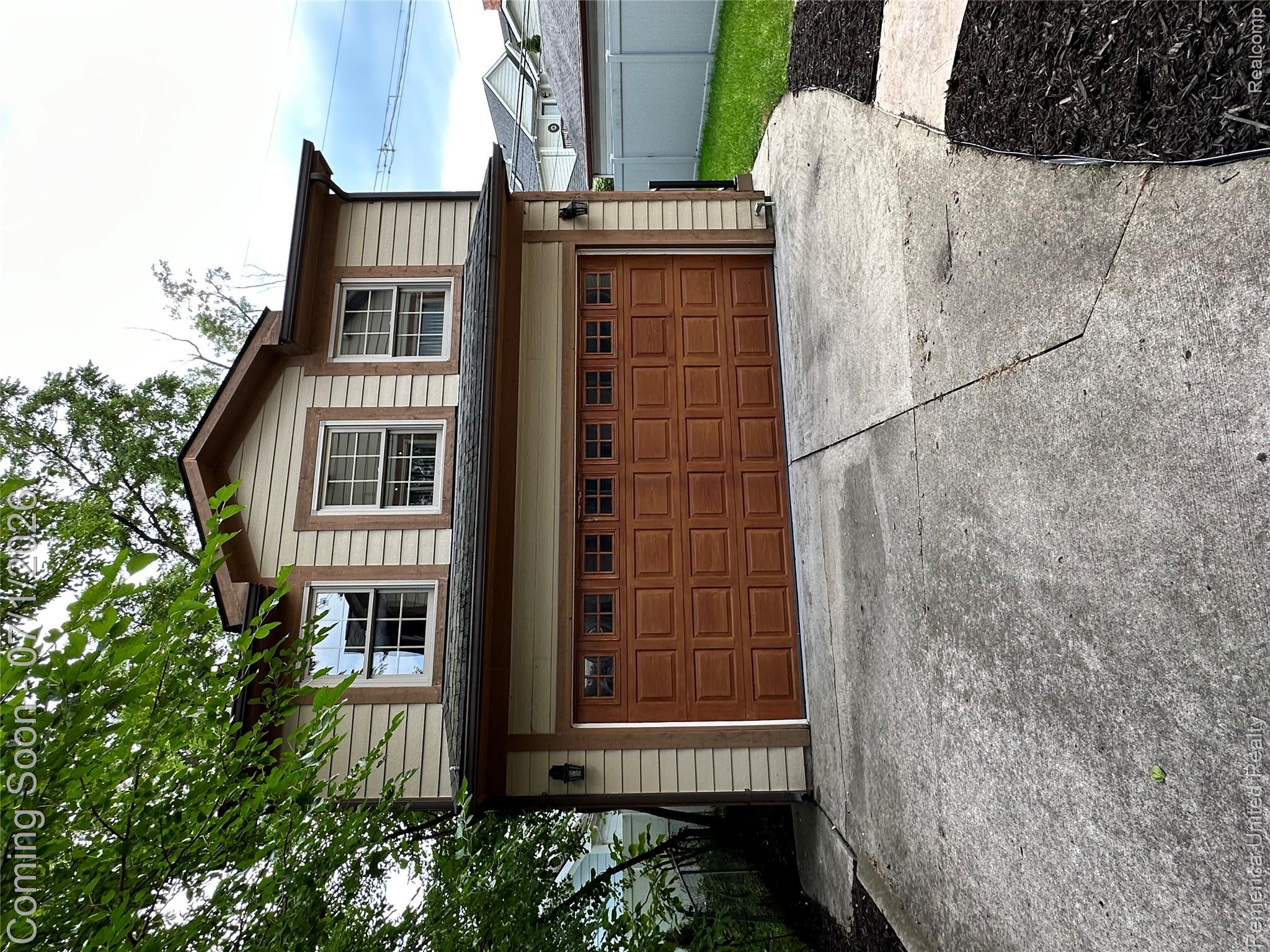 916 Ruffner Avenue Birmingham, MI 48009 - Photo 32 of 33 IMG-3319.jpg