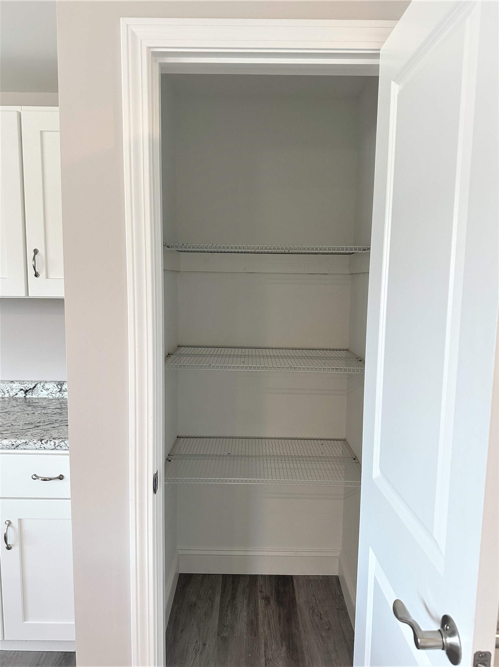 530 Chestnut Street, Unit 2 Manchester, NH 03101 - Photo 5 of 14