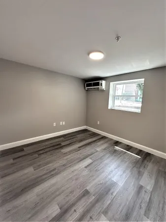 $2,050 | 530 Chestnut Street, Unit 2, Manchester, NH 03101