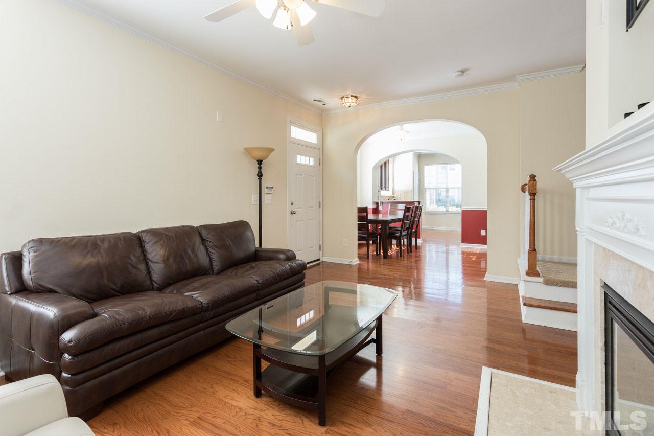 5908 Chivalry Court Raleigh, NC 27612 - Photo 7 of 25 Gallery Image 7