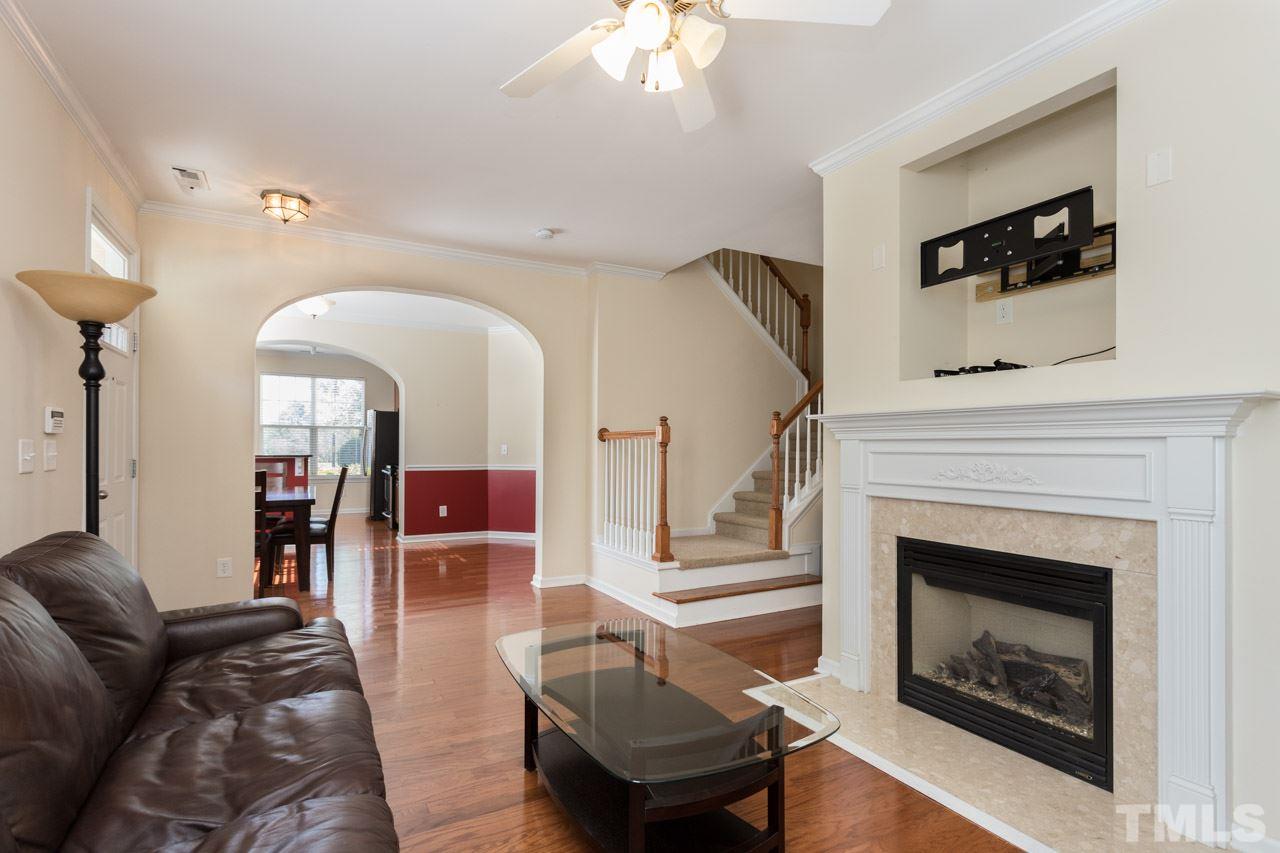 5908 Chivalry Court Raleigh, NC 27612 - Photo 8 of 25 Gallery Image 8