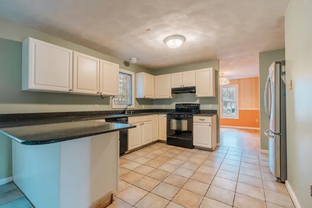 $599,000 | 65 Village Hill Lane, North Kingstown, RI 02852