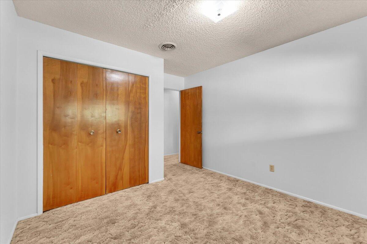 9871 Deschutes Road Palo Cedro, CA 96073 - Photo 36 of 80 41-Bedroom 4