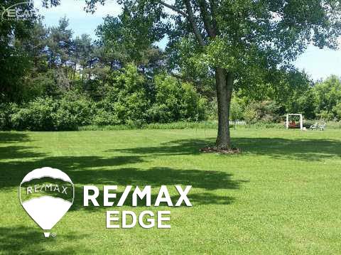4324 South State Road Davison, MI 48423 - Photo 3 of 20 20440390-2.JPG