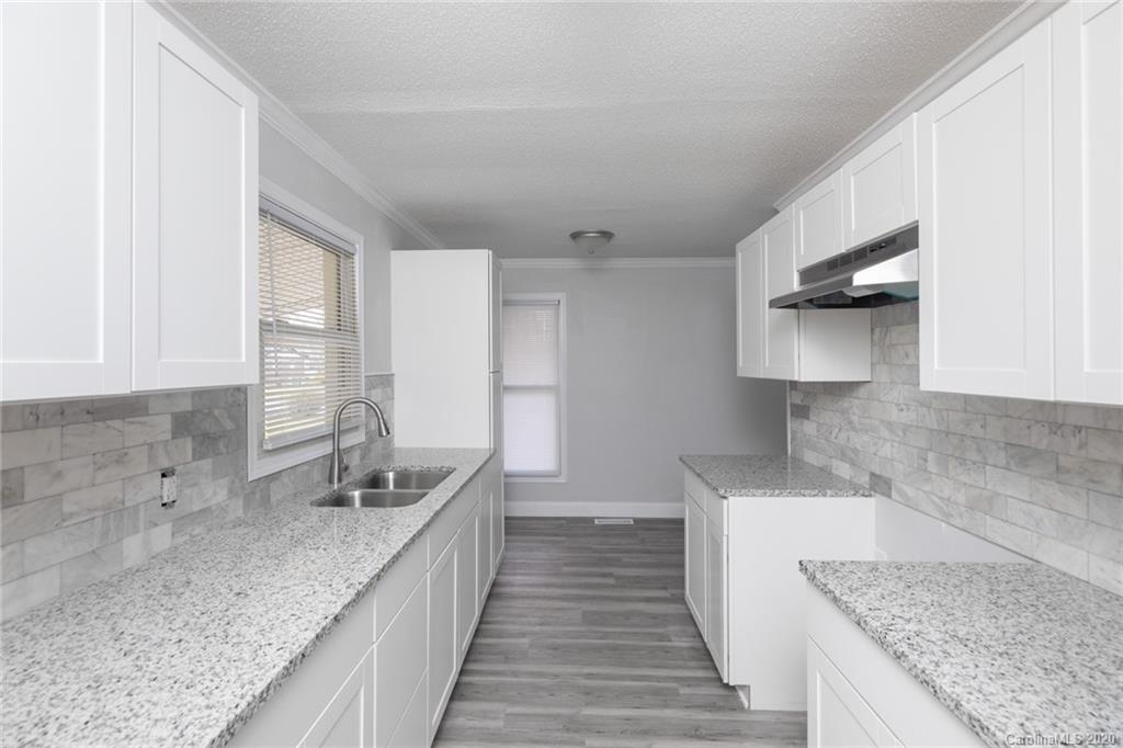 618 Jennings Road Rock Hill, SC 29730 - Photo 5 of 24 Gallery Image 5