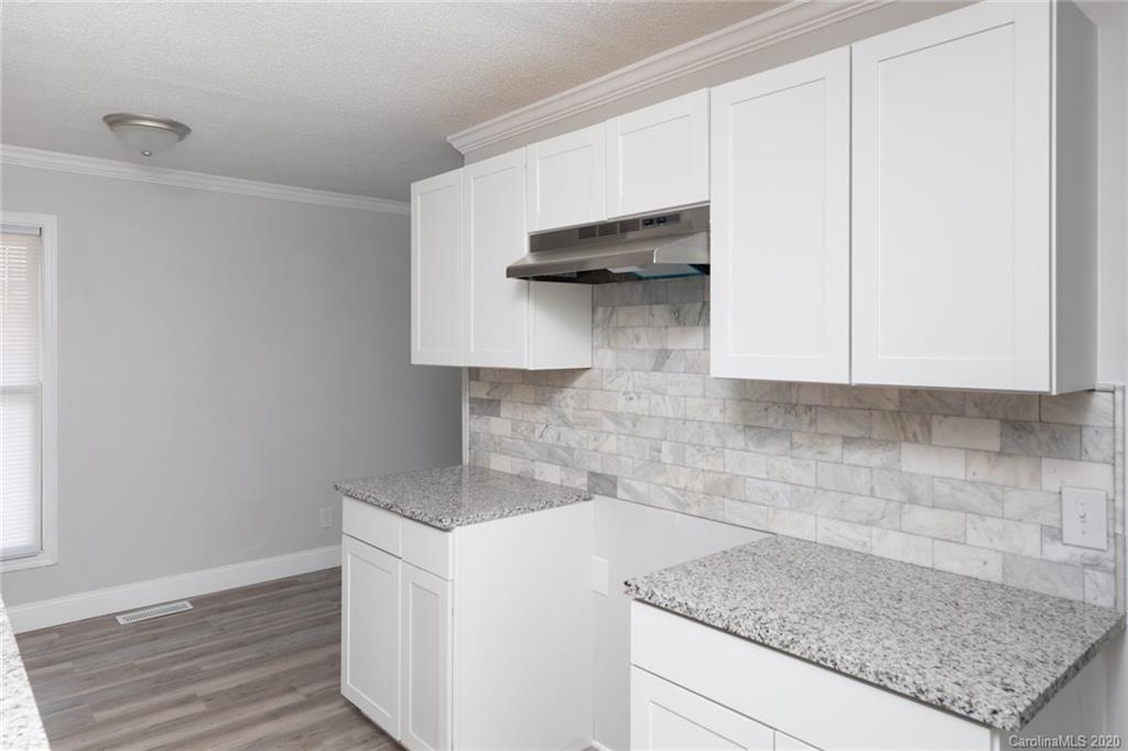 618 Jennings Road Rock Hill, SC 29730 - Photo 8 of 24 Gallery Image 8