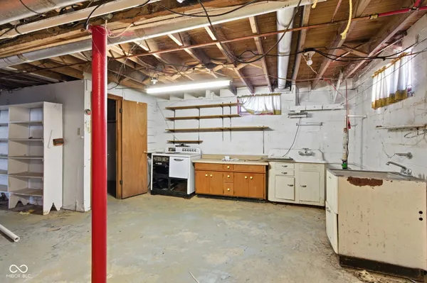 $399,990 | 9694 Highway 9, Pendleton, IN 46064