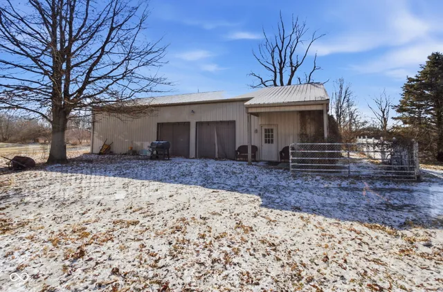 $419,000 | 9694 Highway 9, Pendleton, IN 46064