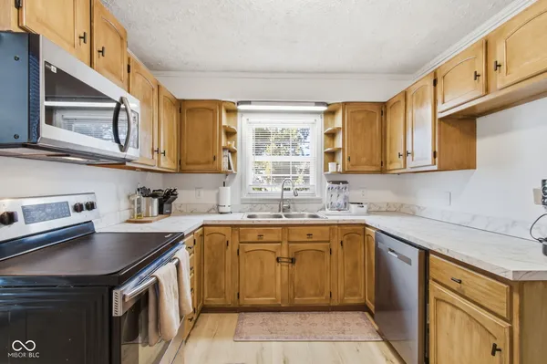 $399,990 | 9694 Highway 9, Pendleton, IN 46064