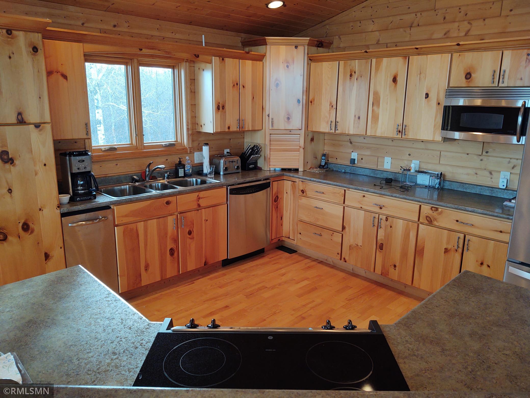1526 Flag Island Angle Inlet, MN 56711 - Photo 18 of 44