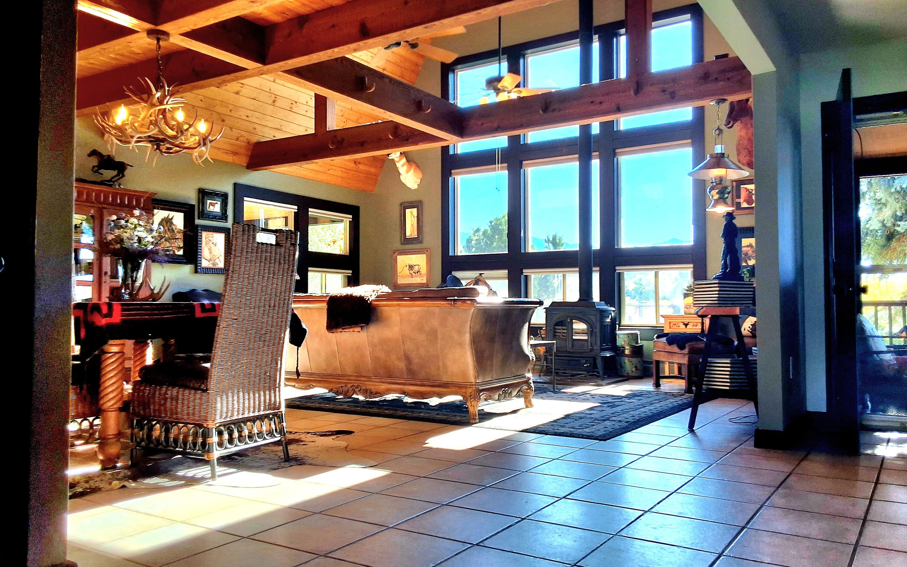 354 Bird Farm Road Sheridan, WY 82801 - Photo 26 of 51 Living Room