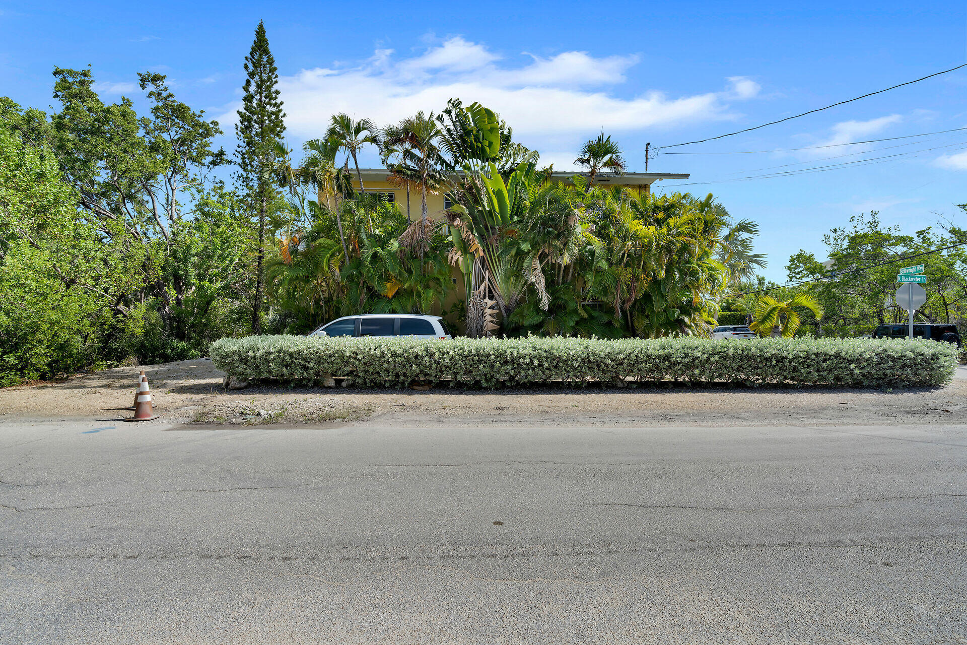 1 Stillwright Way Key Largo, FL 33037 - Photo 7 of 40 Exterior