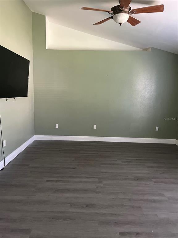 868 Vanderbilt Drive Eustis, FL 32726 - Photo 3 of 9