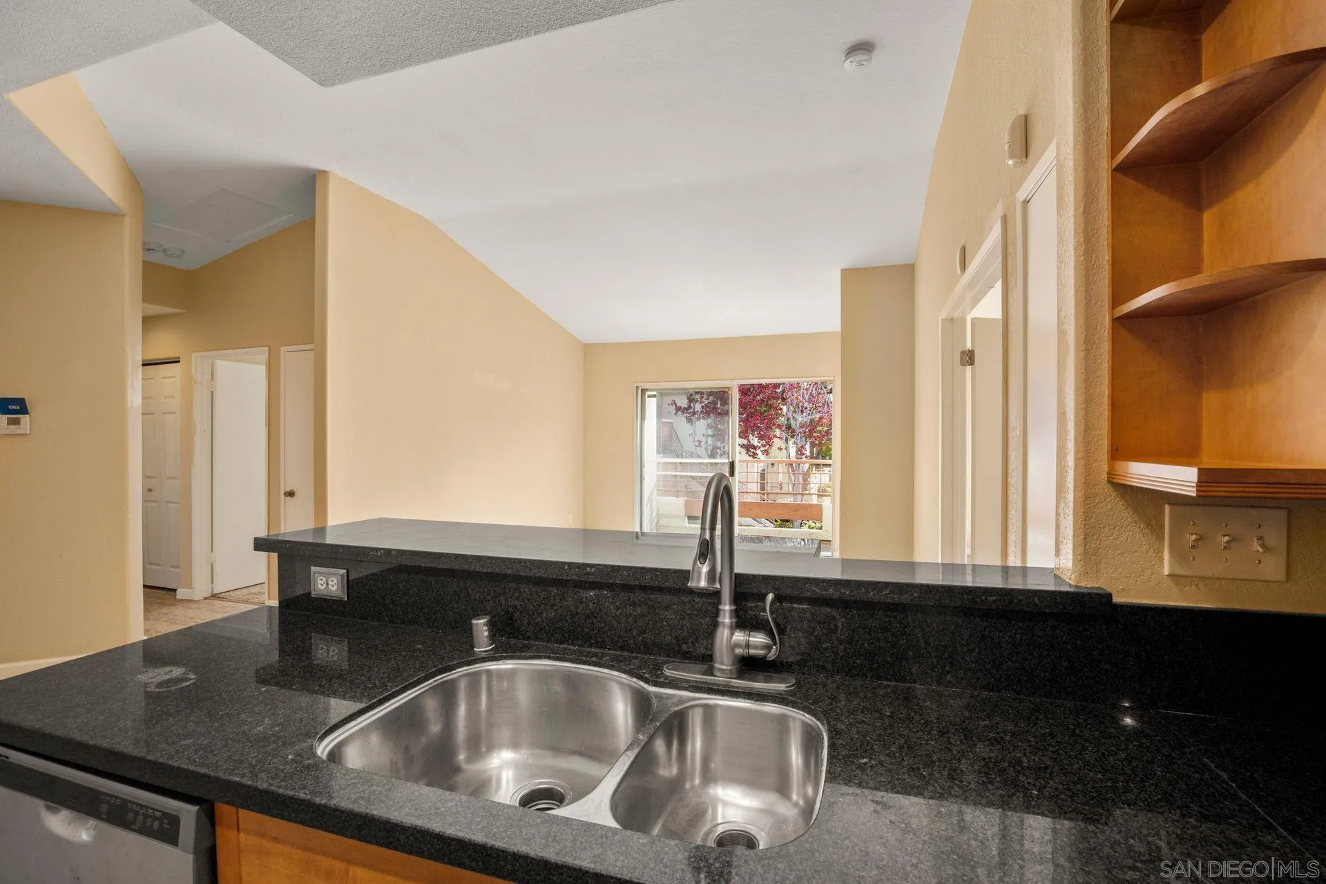 440 Ribbon Beach Way, Unit 274 Oceanside, CA 92058 - Photo 12 of 35 Gallery Image 12